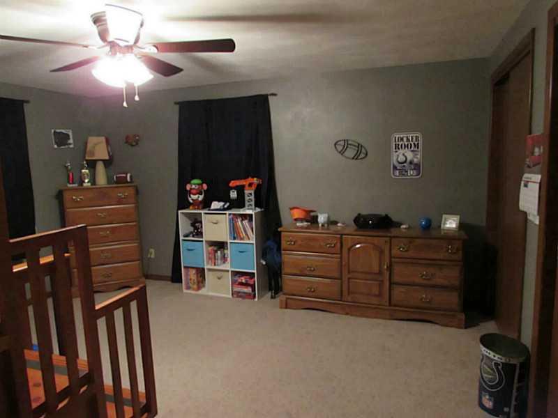 2239 Riviera Drive Anderson, IN 46012 - Photo 8 of 13 Gallery Image 8