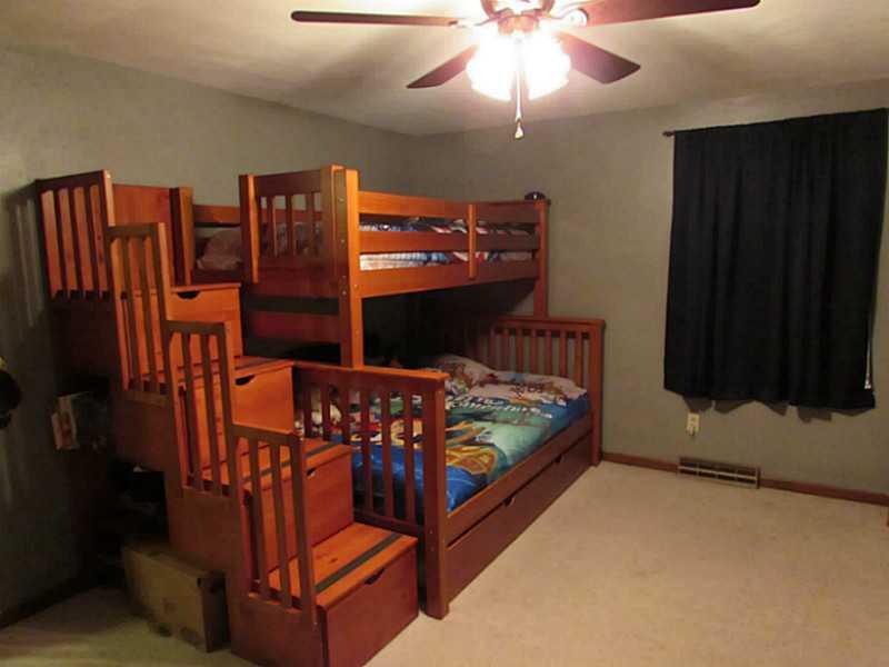 2239 Riviera Drive Anderson, IN 46012 - Photo 9 of 13 Gallery Image 9