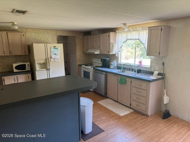 900 Camp Road Cocoa, FL 32927 - Photo 7 of 27 thumbnail (9)