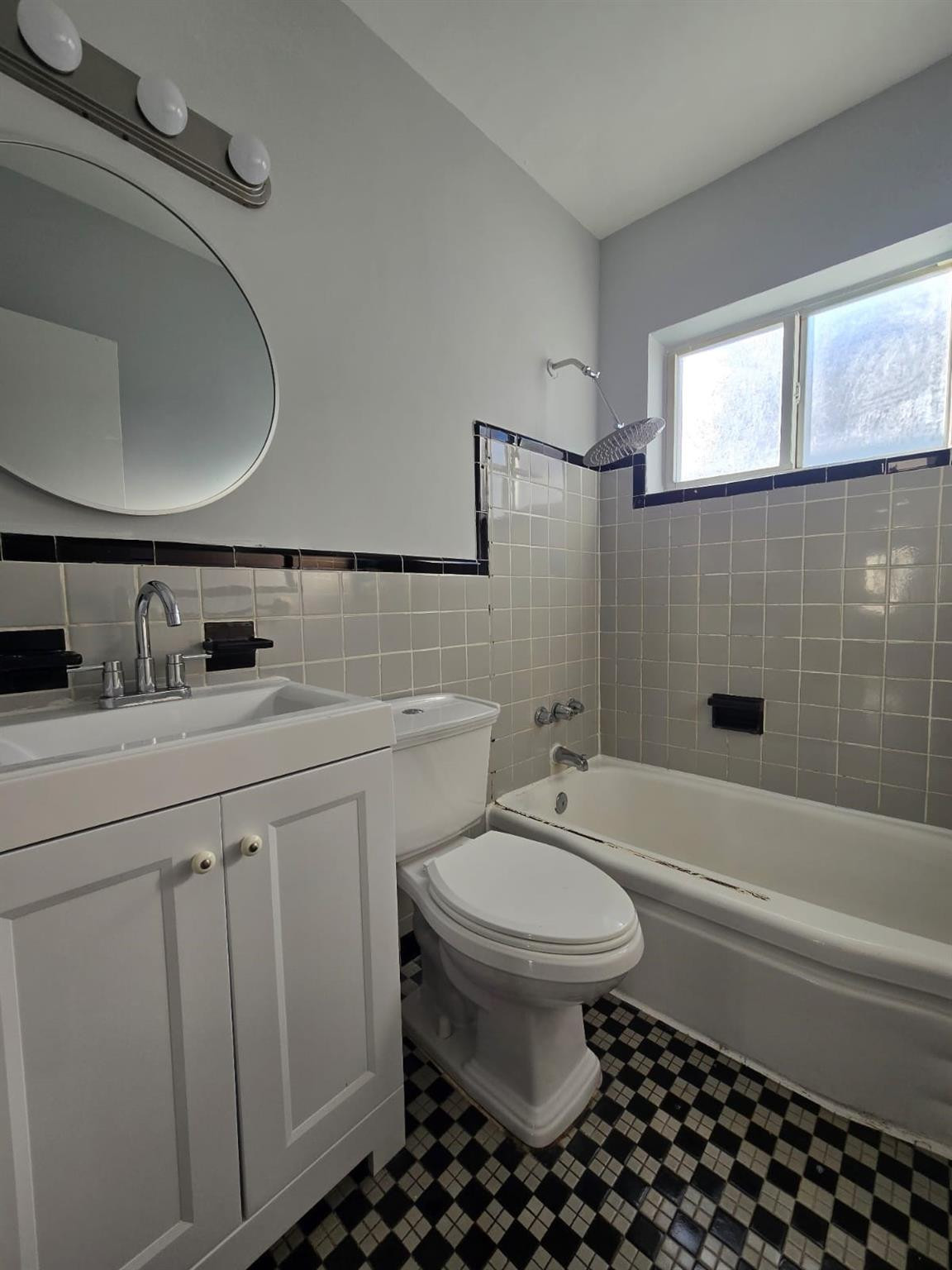 7725 Harding Avenue, Unit 7 Miami Beach, FL 33141 - Photo 7 of 11 Photo 7