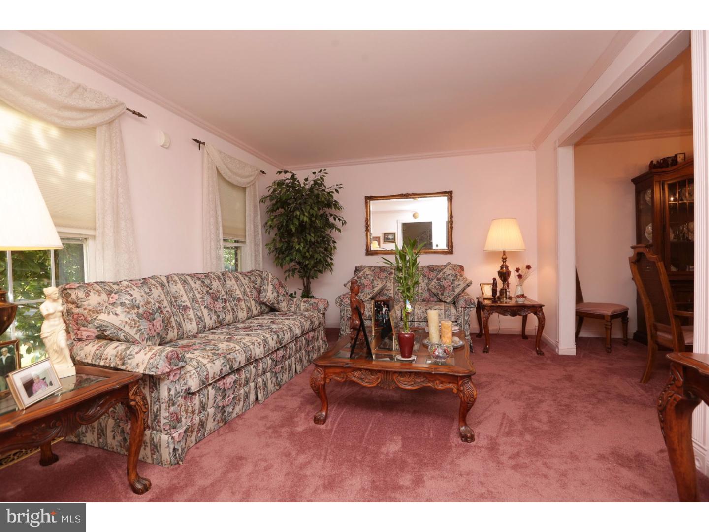 2420 Line Lexington Road Hatfield, PA 19440 - Photo 3 of 21 Living Room