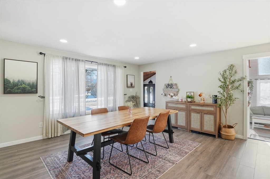 104 Appleton Road Auburn, MA 01501 - Photo 16 of 41