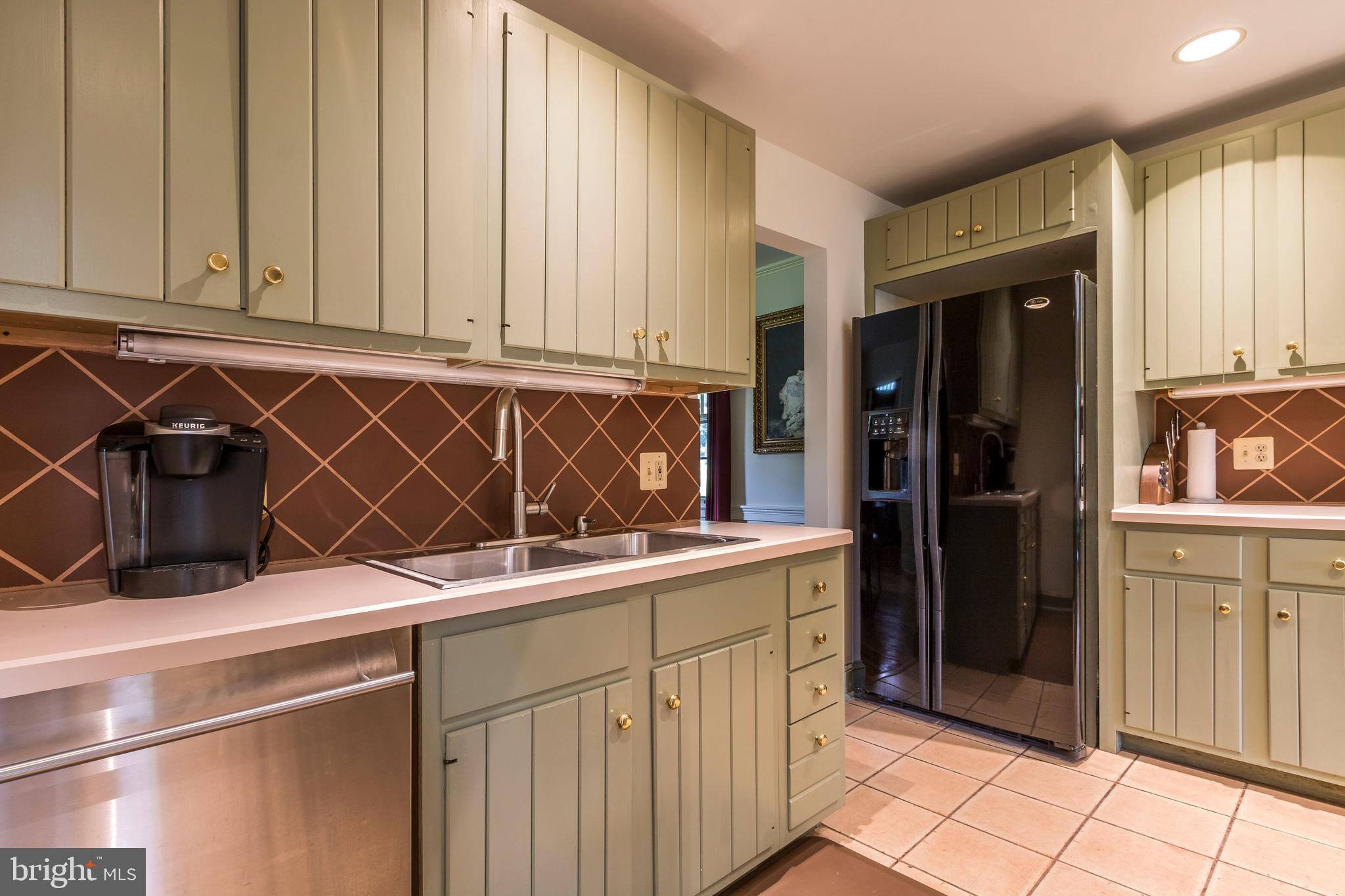 6183 Yorkshire Road New Hope, PA 18938 - Photo 16 of 39