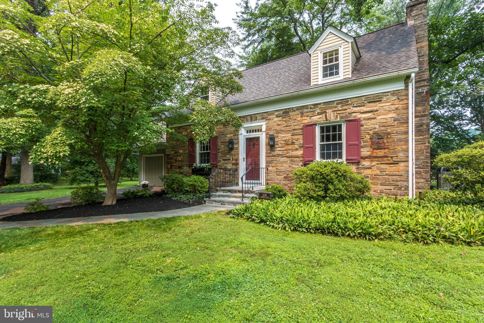 6183 Yorkshire Road New Hope, PA 18938 - Photo 3 of 39