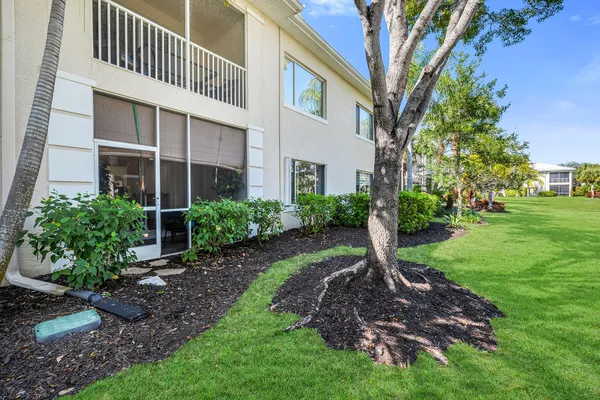 $319,000 | 1360 Sweetwater Cove, Unit 102, Naples, FL 34110
