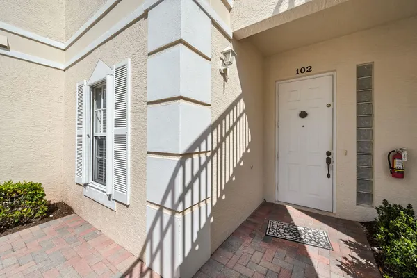 $319,000 | 1360 Sweetwater Cove, Unit 102, Naples, FL 34110