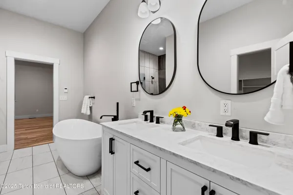 $1,199,000 | 1046 Pawnee Road, Driggs, ID 83422