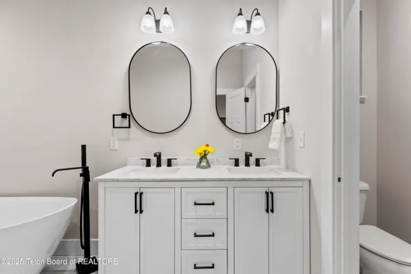 $1,199,000 | 1046 Pawnee Road, Driggs, ID 83422