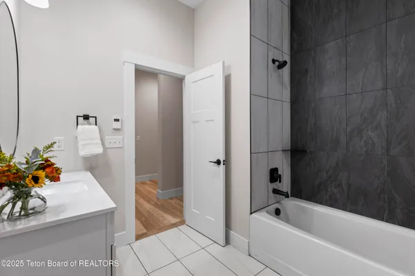 $1,199,000 | 1046 Pawnee Road, Driggs, ID 83422