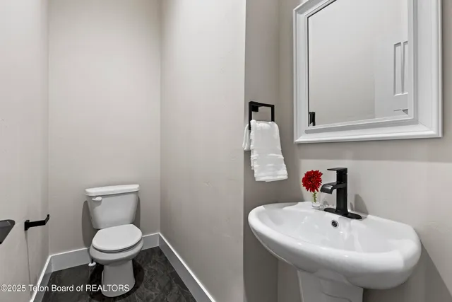 $1,199,000 | 1046 Pawnee Road, Driggs, ID 83422