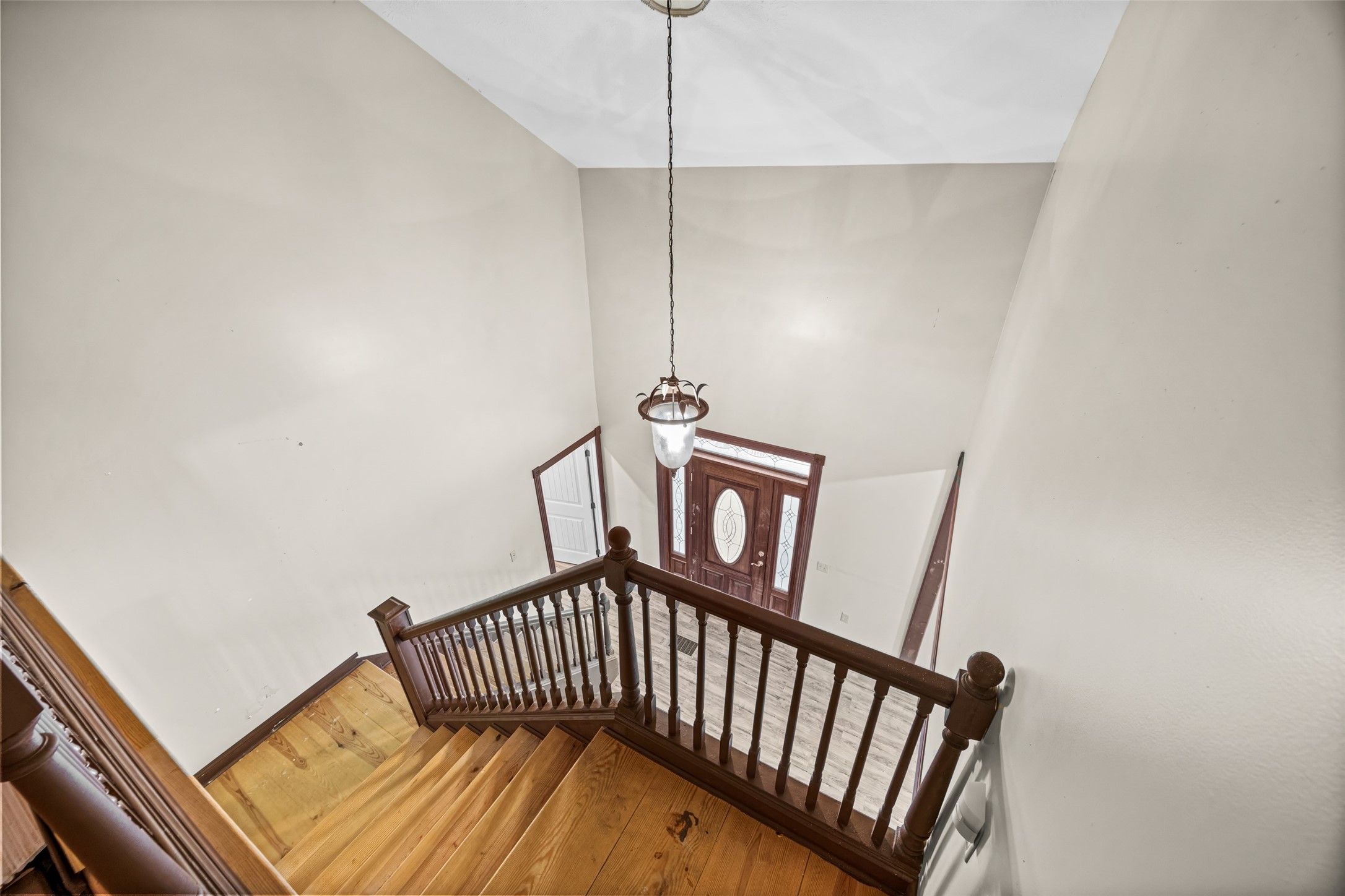 7 Northwood Country Road Huffman, TX 77336 - Photo 27 of 50 a view of a hallway with wooden floor
