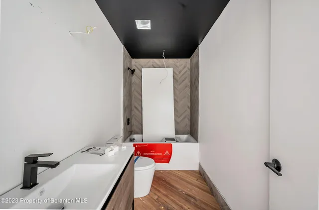 $1,650 | 430-438 Penn Avenue, Unit 207, Scranton, PA 18503