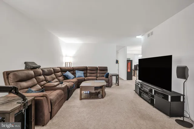 $619,900 | 604 Wrensong Road, Yardley, PA 19067