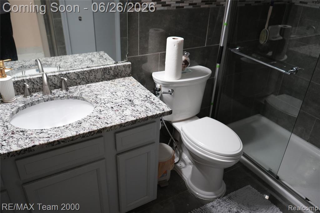 6426 Chase Road Dearborn, MI 48126 - Photo 15 of 35
