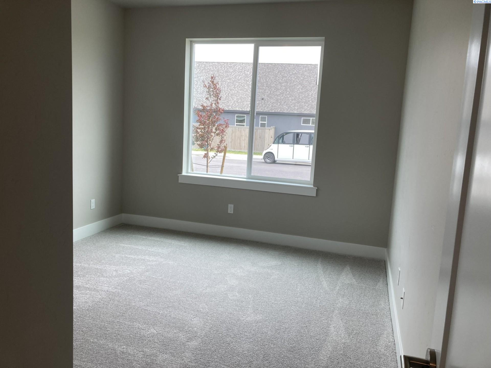 3204 Quail Rdg Loop Richland, WA 99354 - Photo 12 of 17 Gallery Image 12