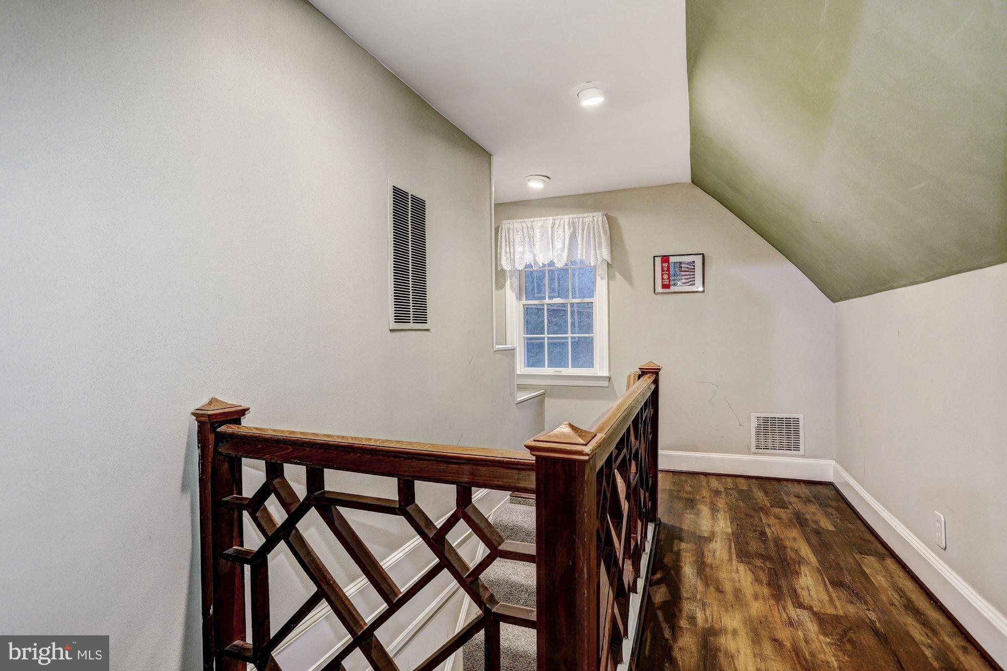3638 Ligon Road Ellicott City, MD 21042 - Photo 21 of 34 Upper Level Landing | Hallway