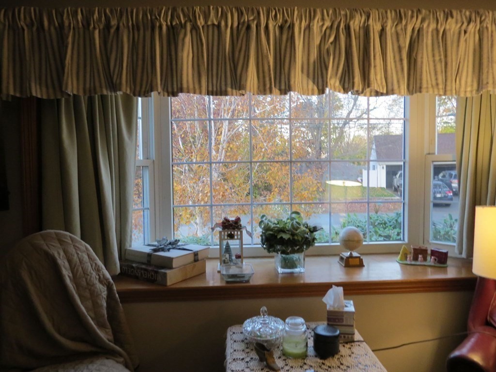 75 Colasanti Road Weymouth, MA 02191 - Photo 15 of 30 a dining room with furniture and a window