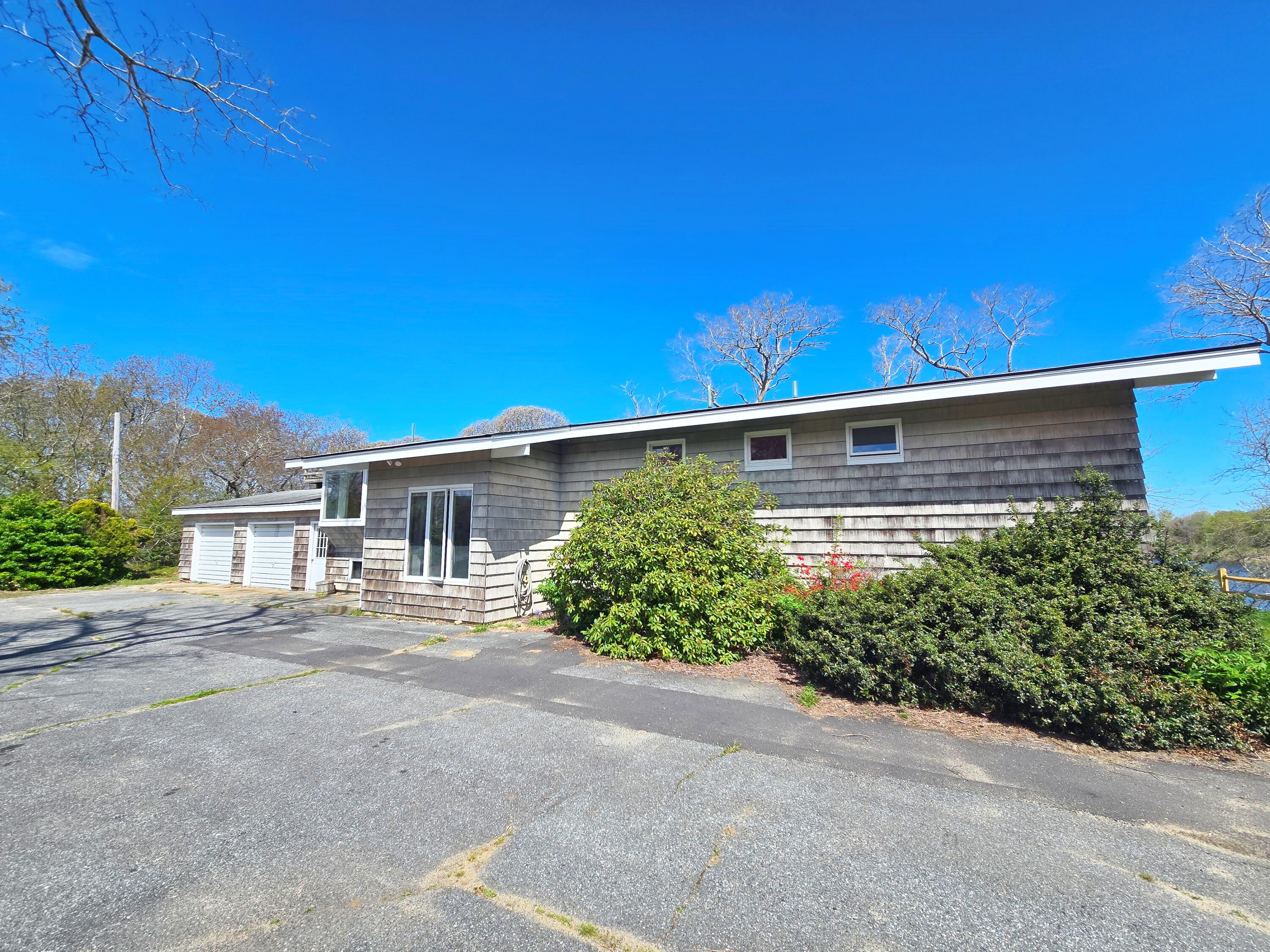 56 Locust Road Orleans, MA 02653 - Photo 18 of 90 20260508_102648 ()