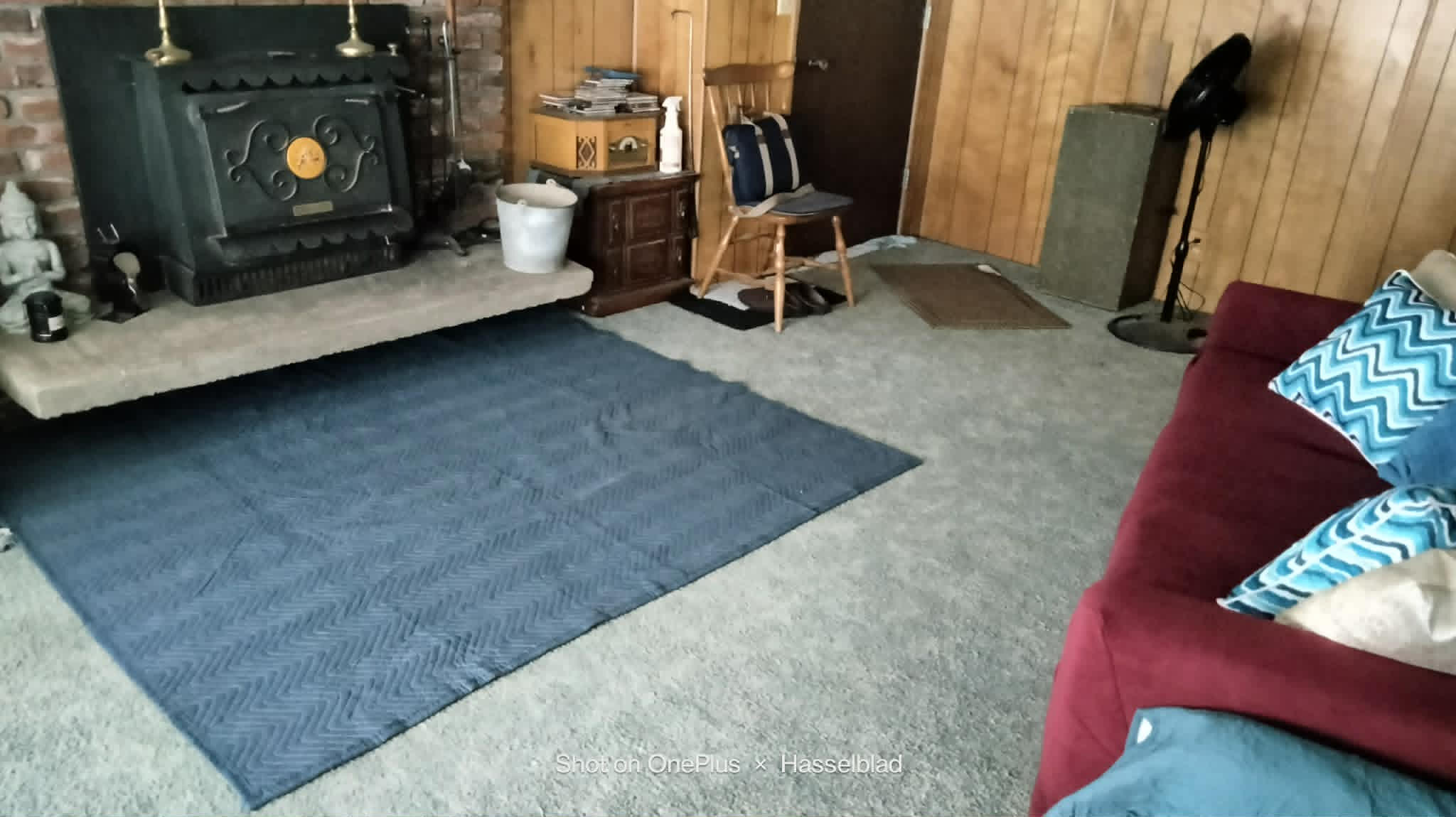 575 Kirkham Road Cave Junction, OR 97523 - Photo 15 of 45 a view of a room with gym equipment