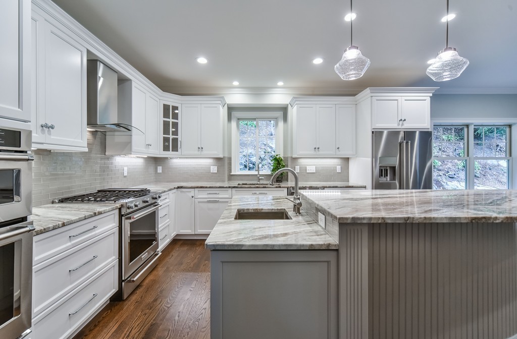 54 Squire Road Winchester, MA 01890 - Photo 4 of 30