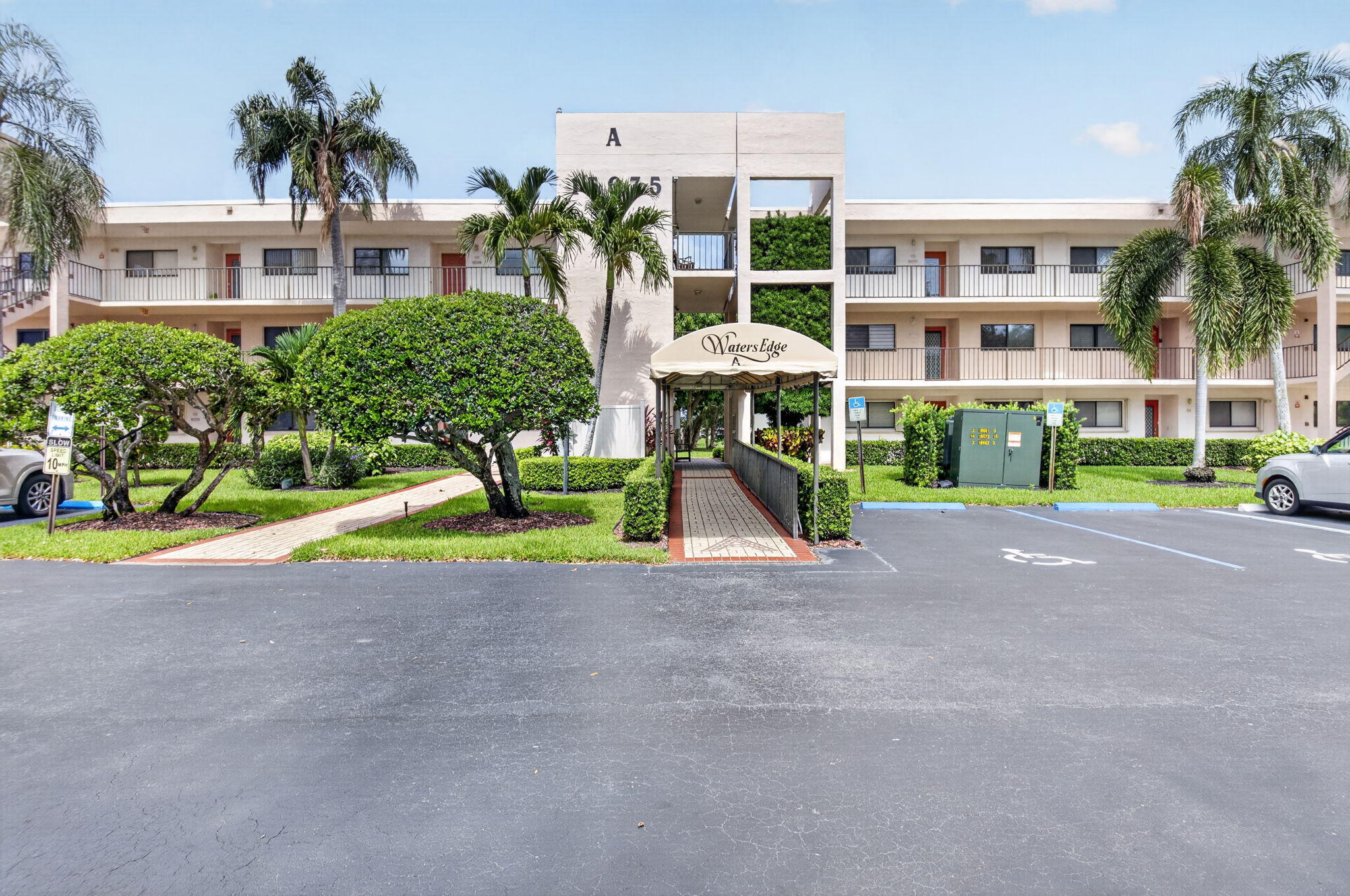 15075 Witney Road, Unit 112 Delray Beach, FL 33484 - Photo 3 of 36 1-web-or-mls-DSC_6305