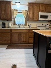 2 Castle Road, Unit 118 Attleboro, MA 02703 - Photo 3 of 17 Gallery Image 3