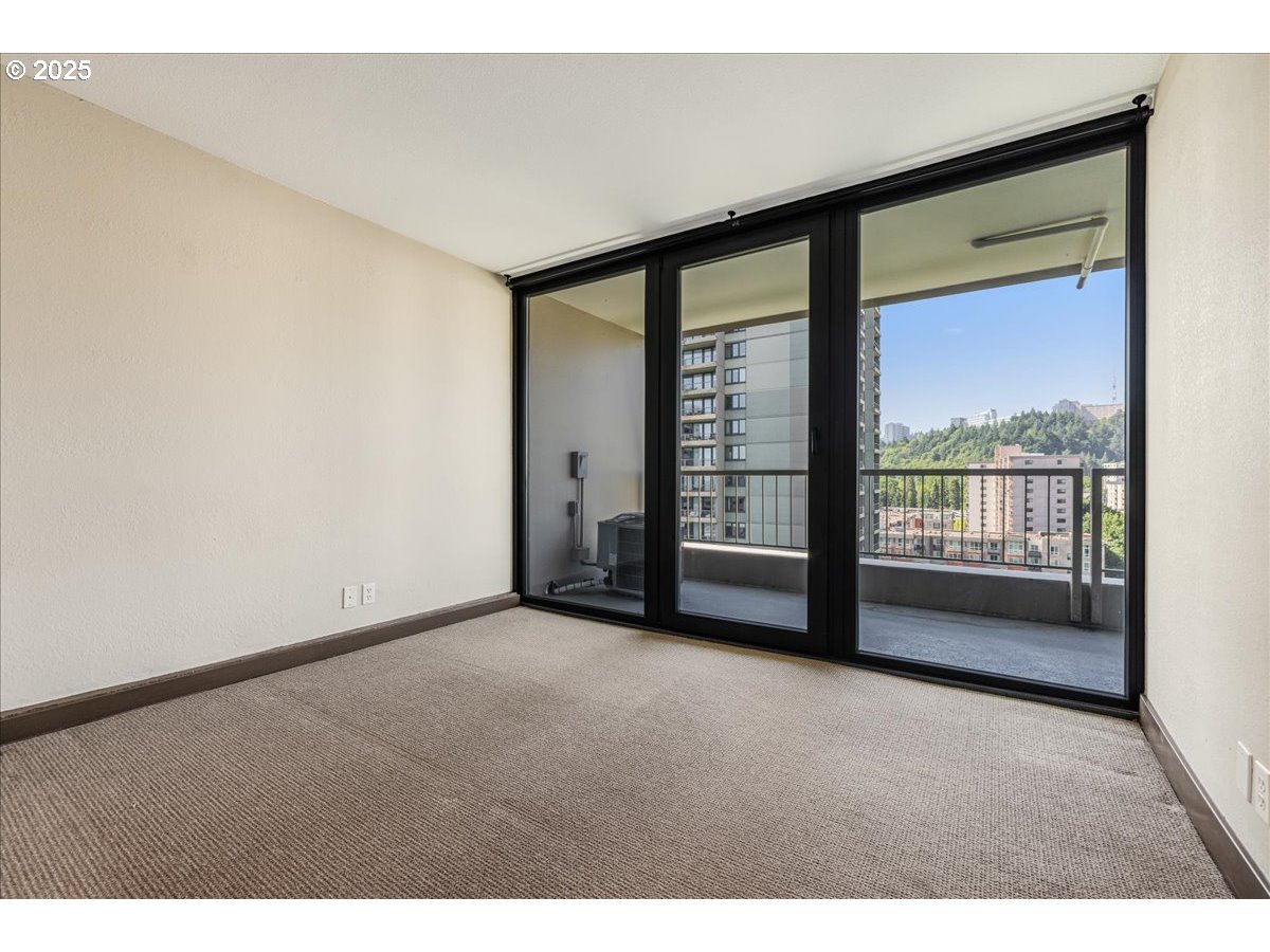 255 Southwest Harrison Street, Unit 15A Portland, OR 97201 - Photo 20 of 46 Gallery Image 20