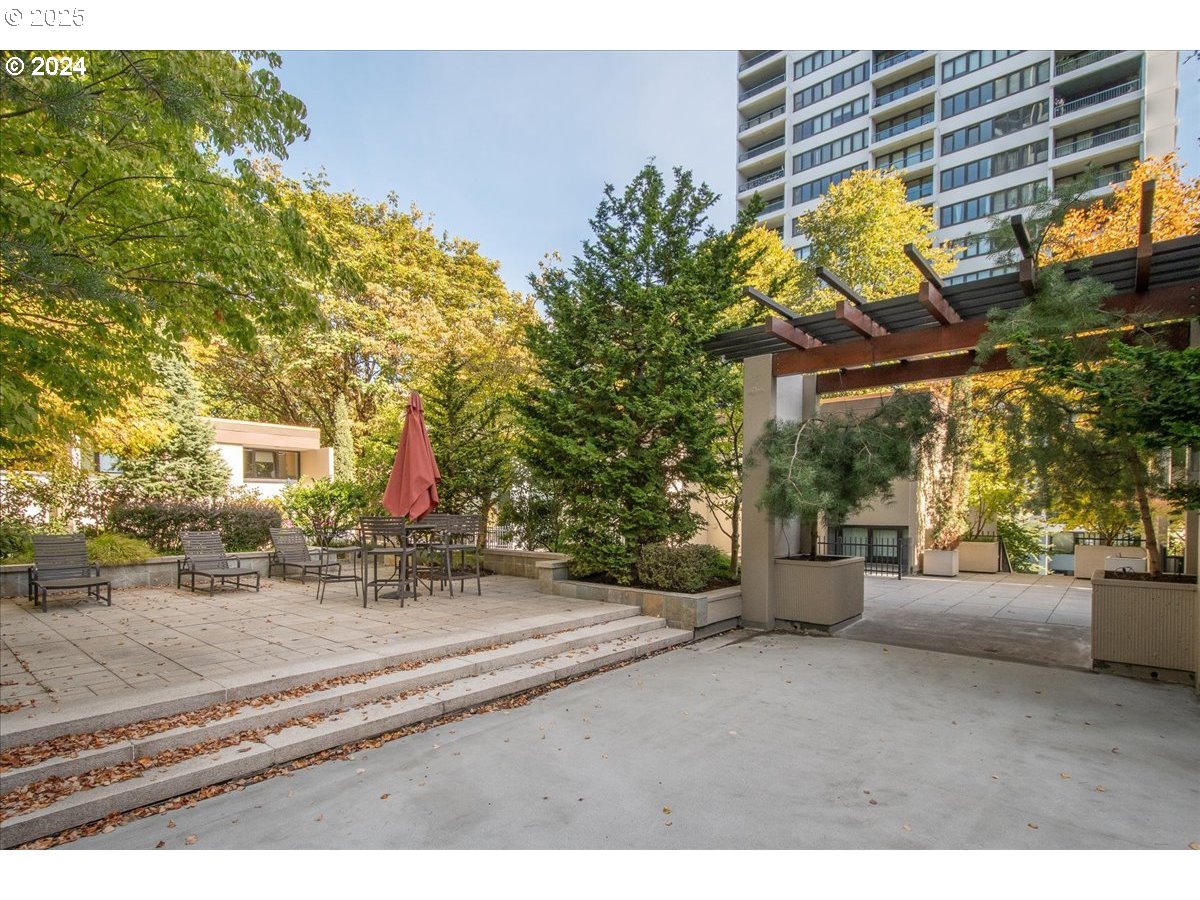 255 Southwest Harrison Street, Unit 15A Portland, OR 97201 - Photo 29 of 46 Gallery Image 29