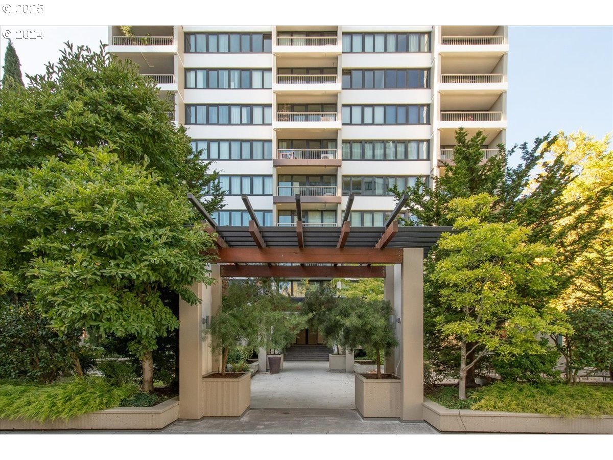 255 Southwest Harrison Street, Unit 15A Portland, OR 97201 - Photo 30 of 46 Gallery Image 30