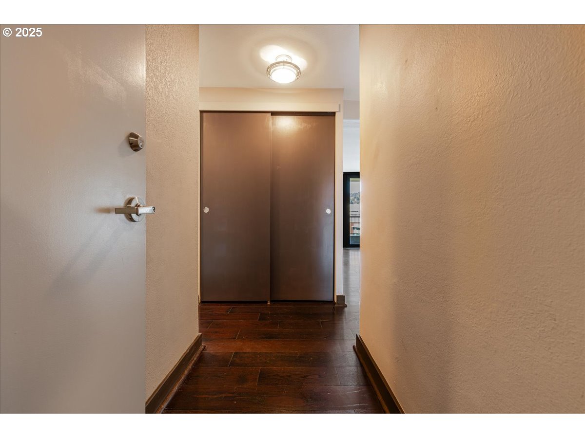 255 Southwest Harrison Street, Unit 15A Portland, OR 97201 - Photo 8 of 46 Gallery Image 8