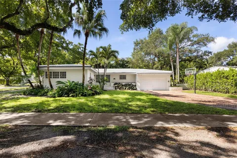 $2,950,000 | 600 Santurce Avenue, Coral Gables, FL 33143