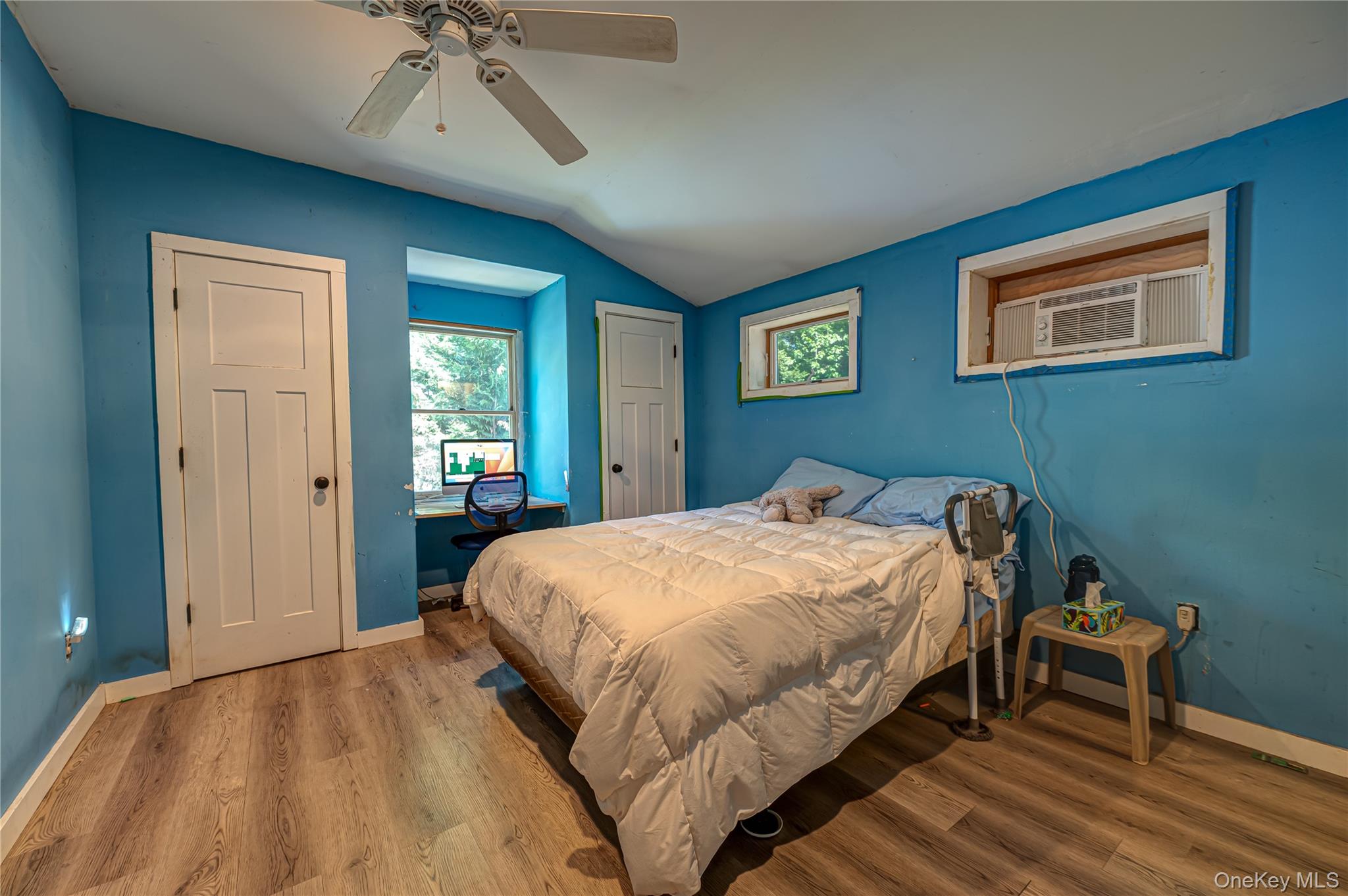 37 Crescent Bow Ridge, NY 11961 - Photo 11 of 17