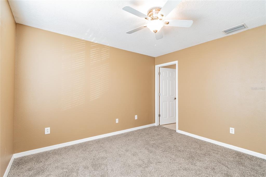 6246 Maisai Road Zephyrhills, FL 33542 - Photo 12 of 27