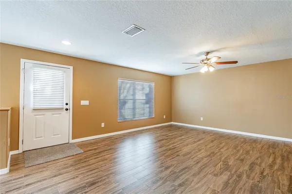 $1,749 | 6246 Maisai Road, Zephyrhills, FL 33542