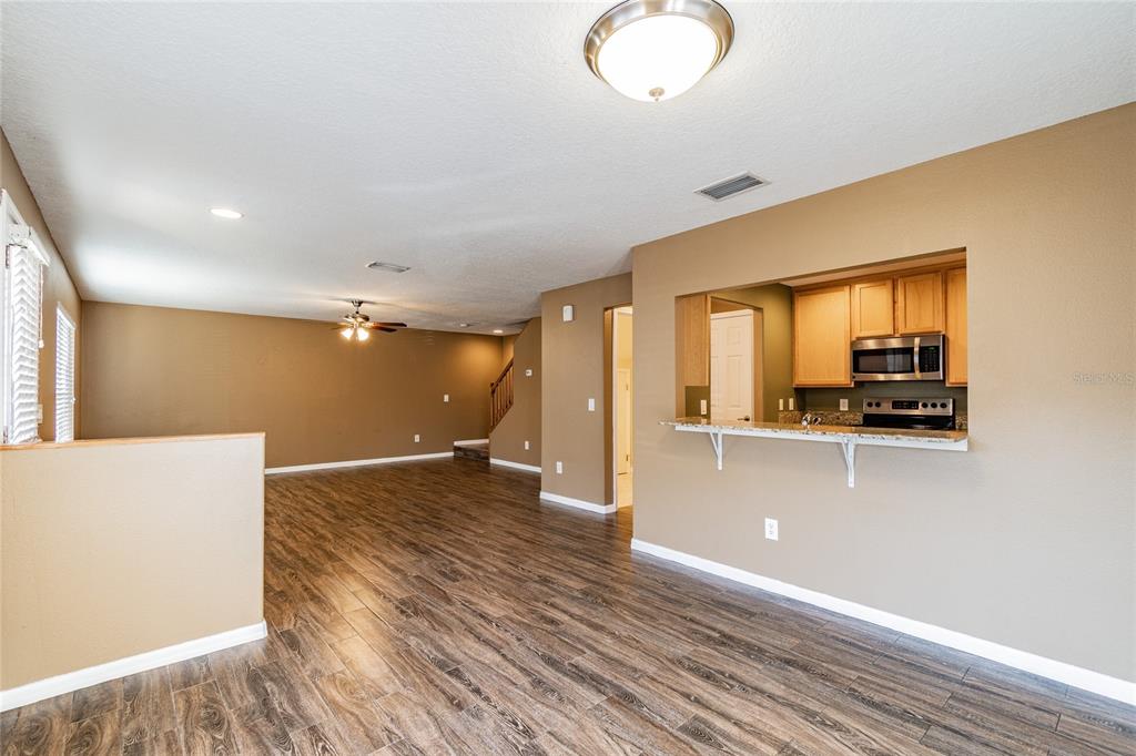 6246 Maisai Road Zephyrhills, FL 33542 - Photo 4 of 27