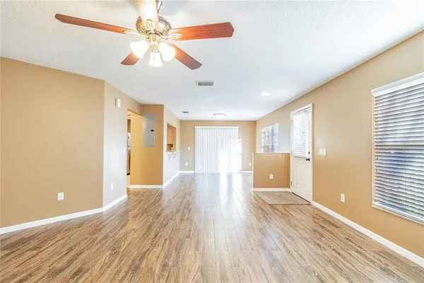 $1,749 | 6246 Maisai Road, Zephyrhills, FL 33542