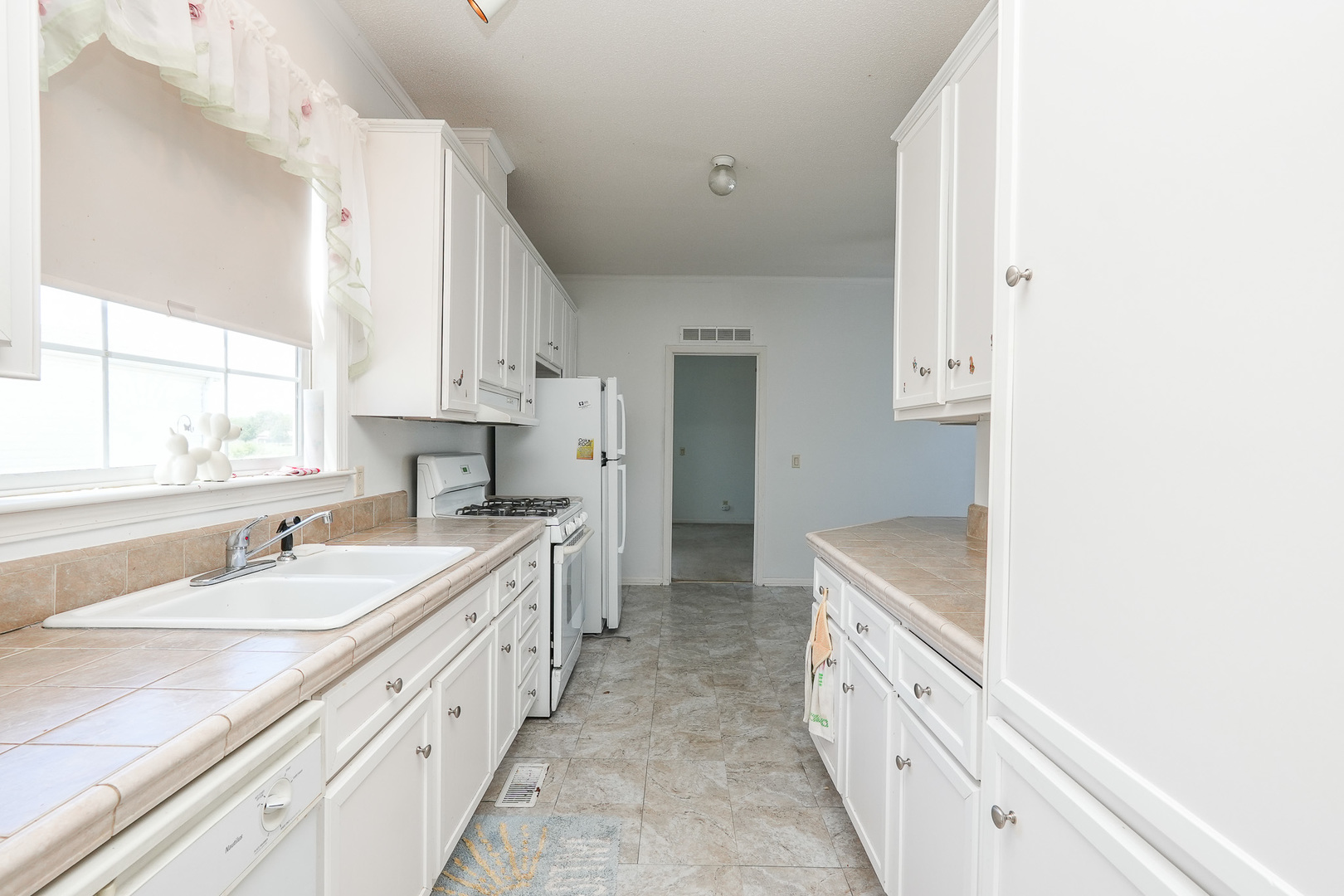 1139 Redbud Road Manteno, IL 60950 - Photo 6 of 22 Gallery Image 6