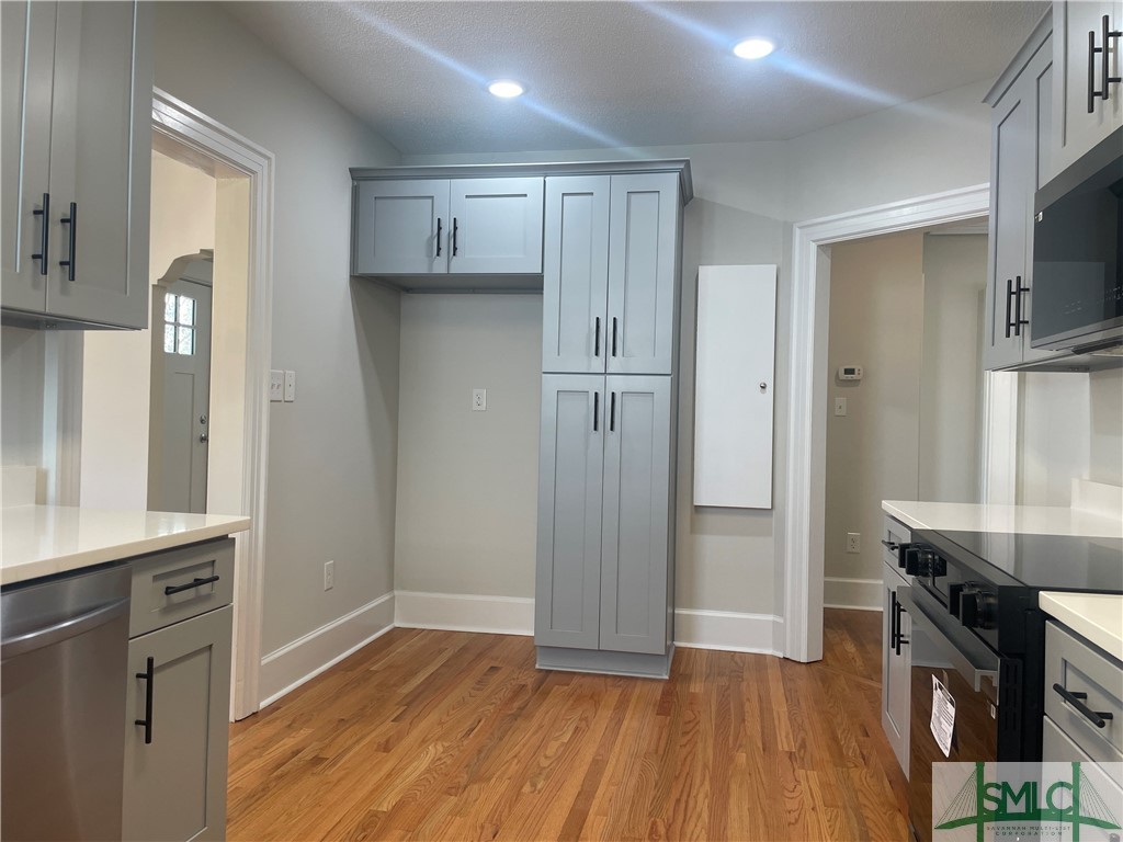 507 Columbus Drive Savannah, GA 31405 - Photo 4 of 20