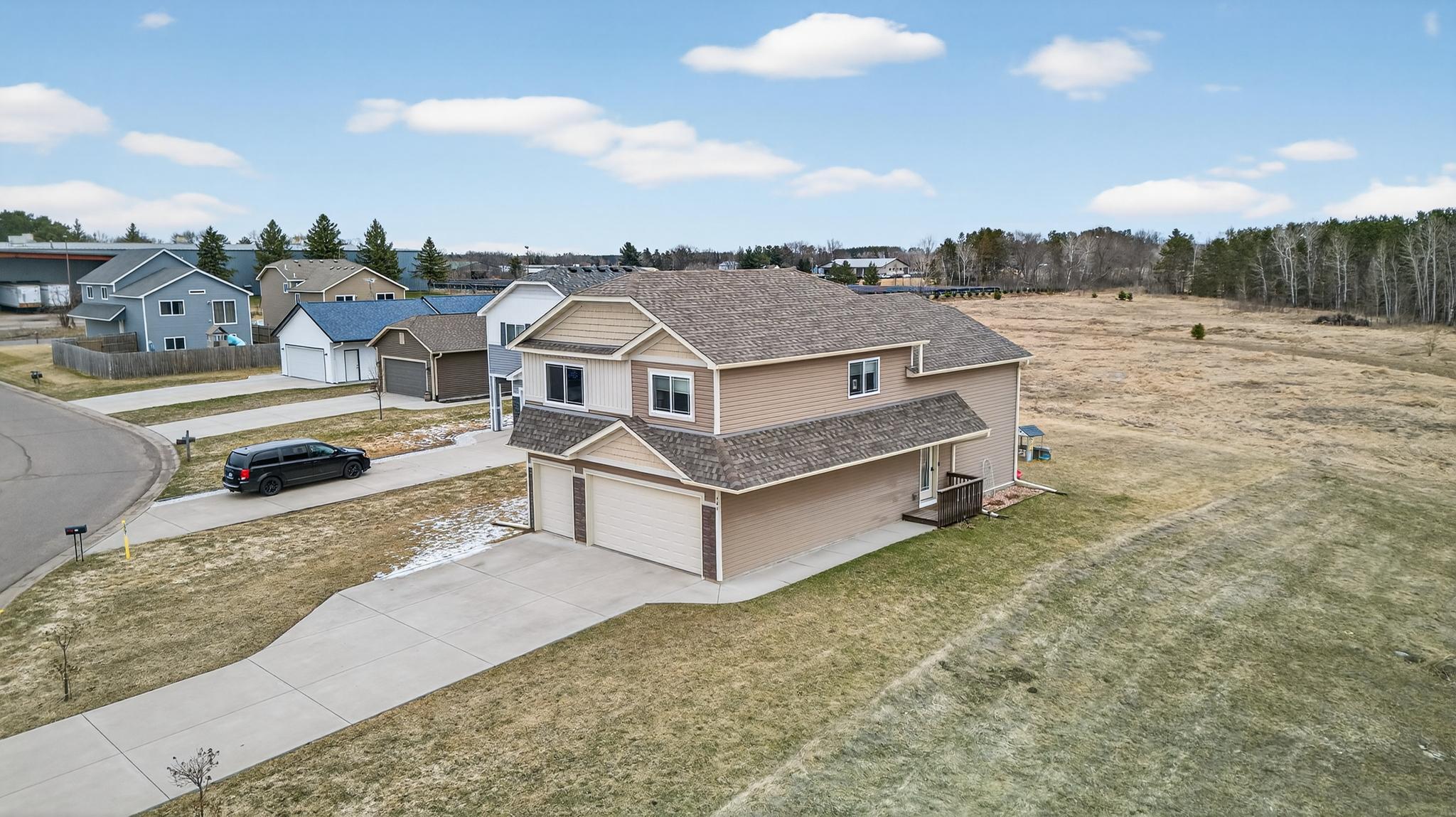 406 Cardinal Street Mora, MN 55051 - Photo 2 of 28