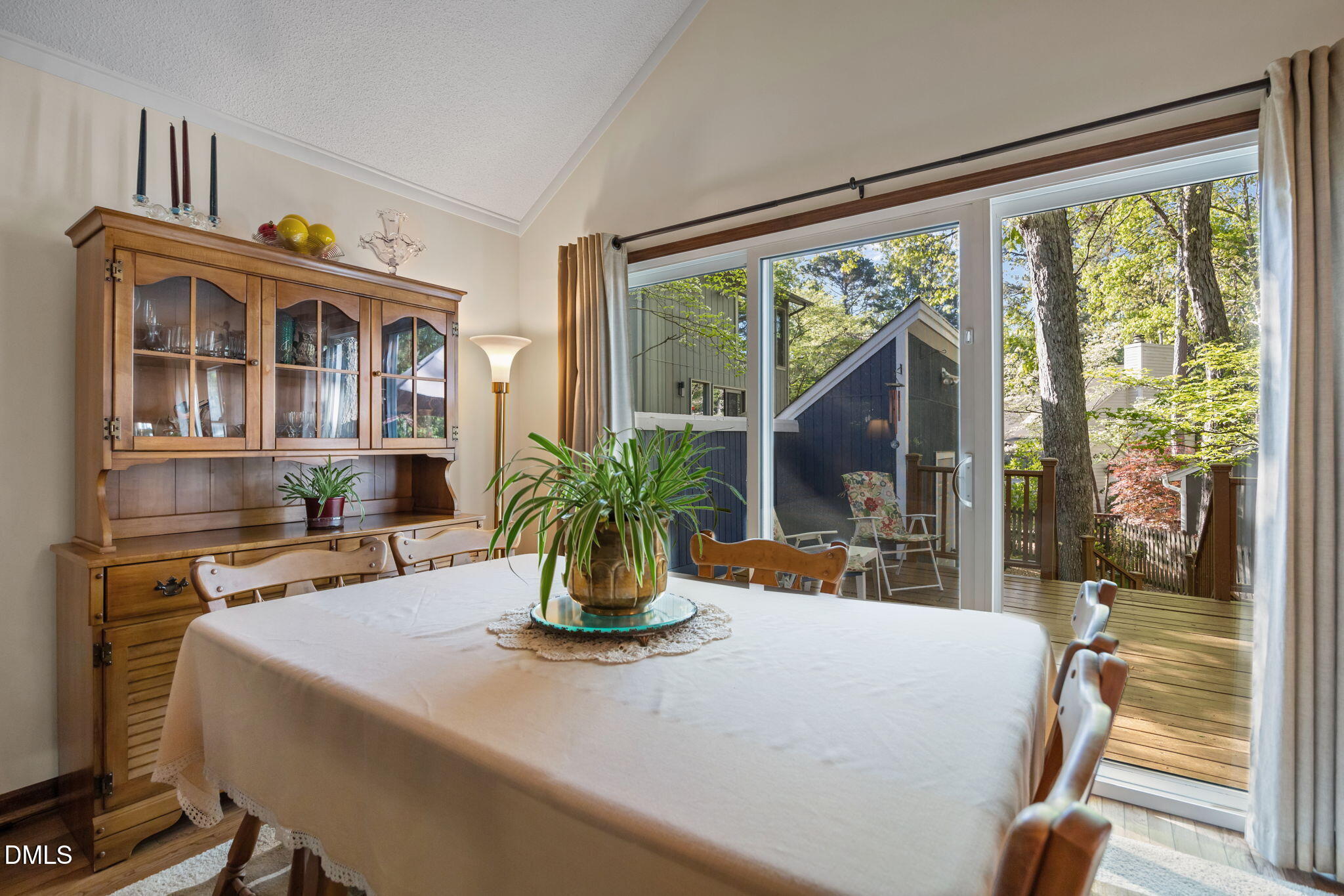 2931 Rue Sans Famille Raleigh, NC 27607 - Photo 7 of 27 15-web-or-mls-IMG_4145