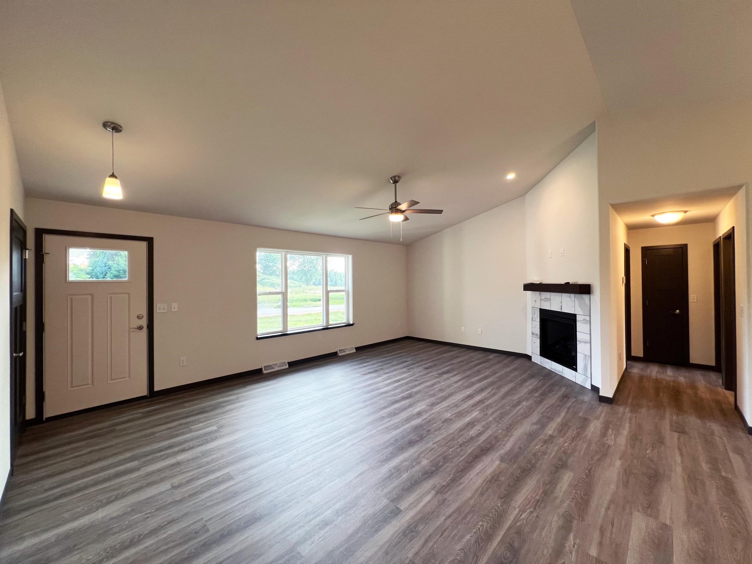 4532 Moreland Road Plover, WI 54467 - Photo 3 of 26