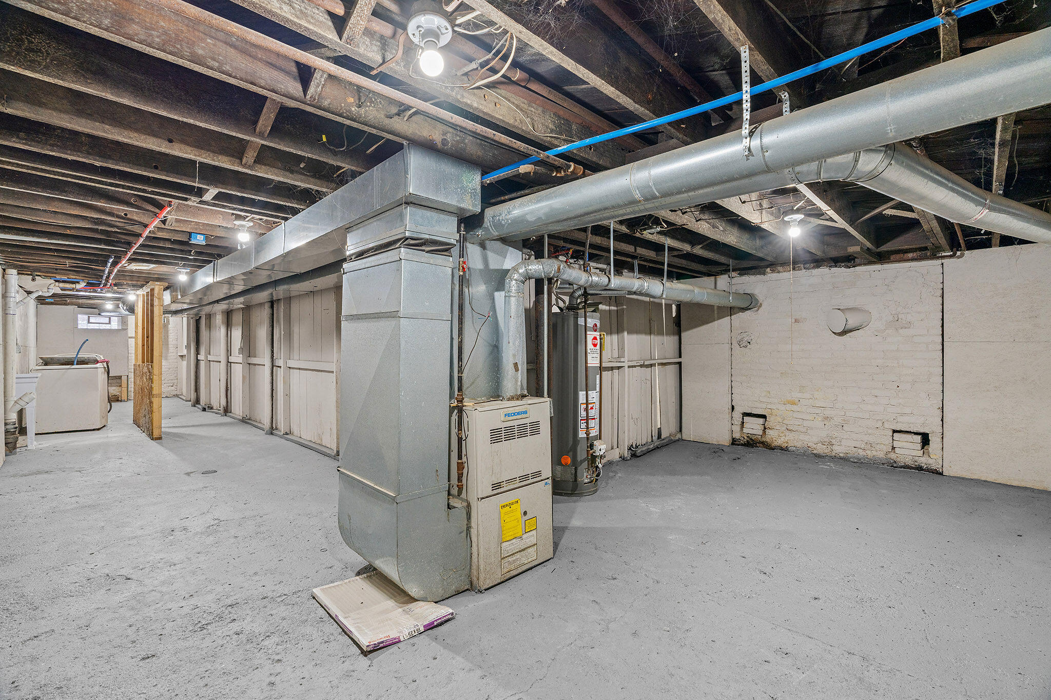 1975 Taylor Street Detroit, MI 48206 - Photo 11 of 12 IMG_3632