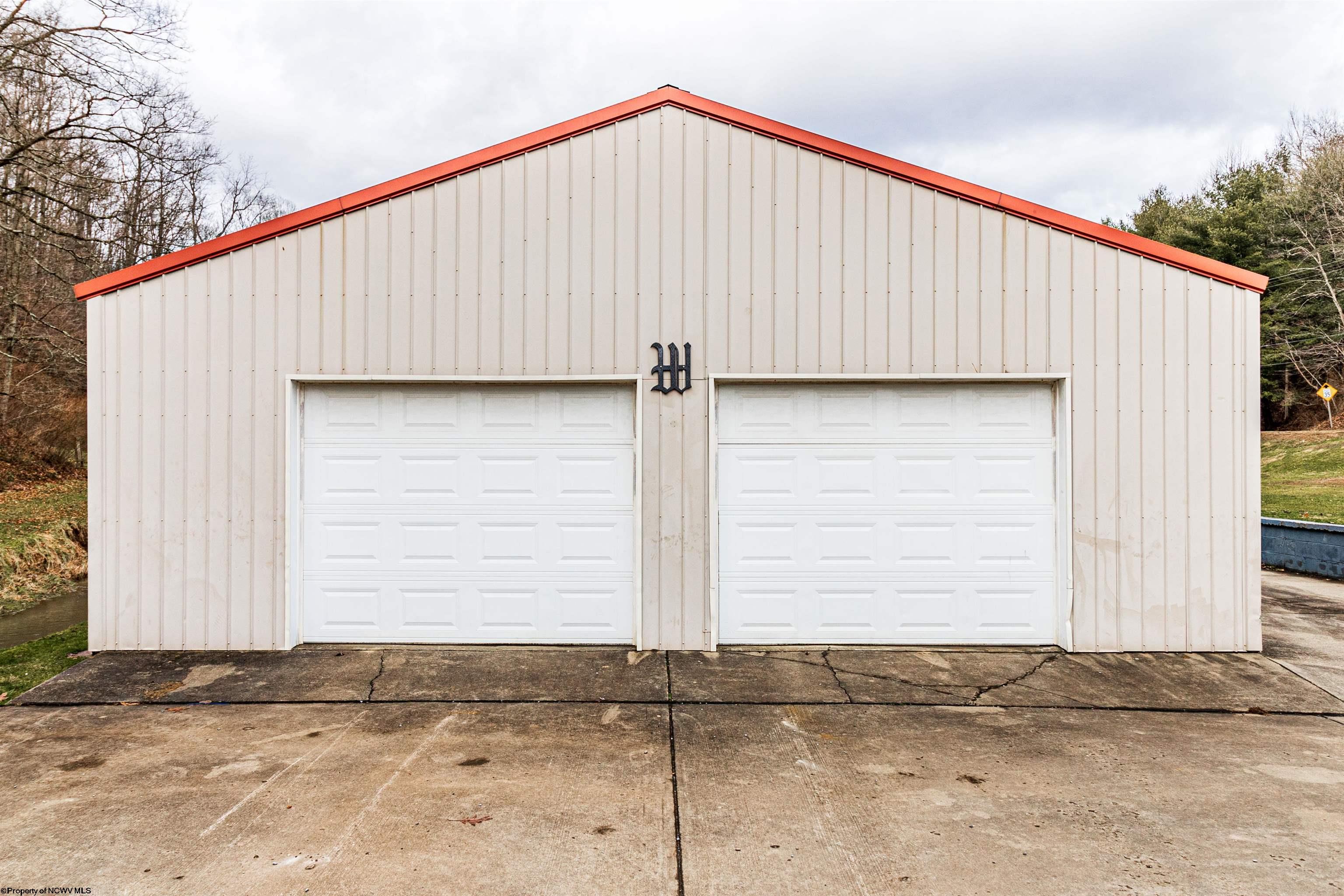 3610 Crossroads Road Fairview, WV 26570 - Photo 19 of 26 Gallery Image 19