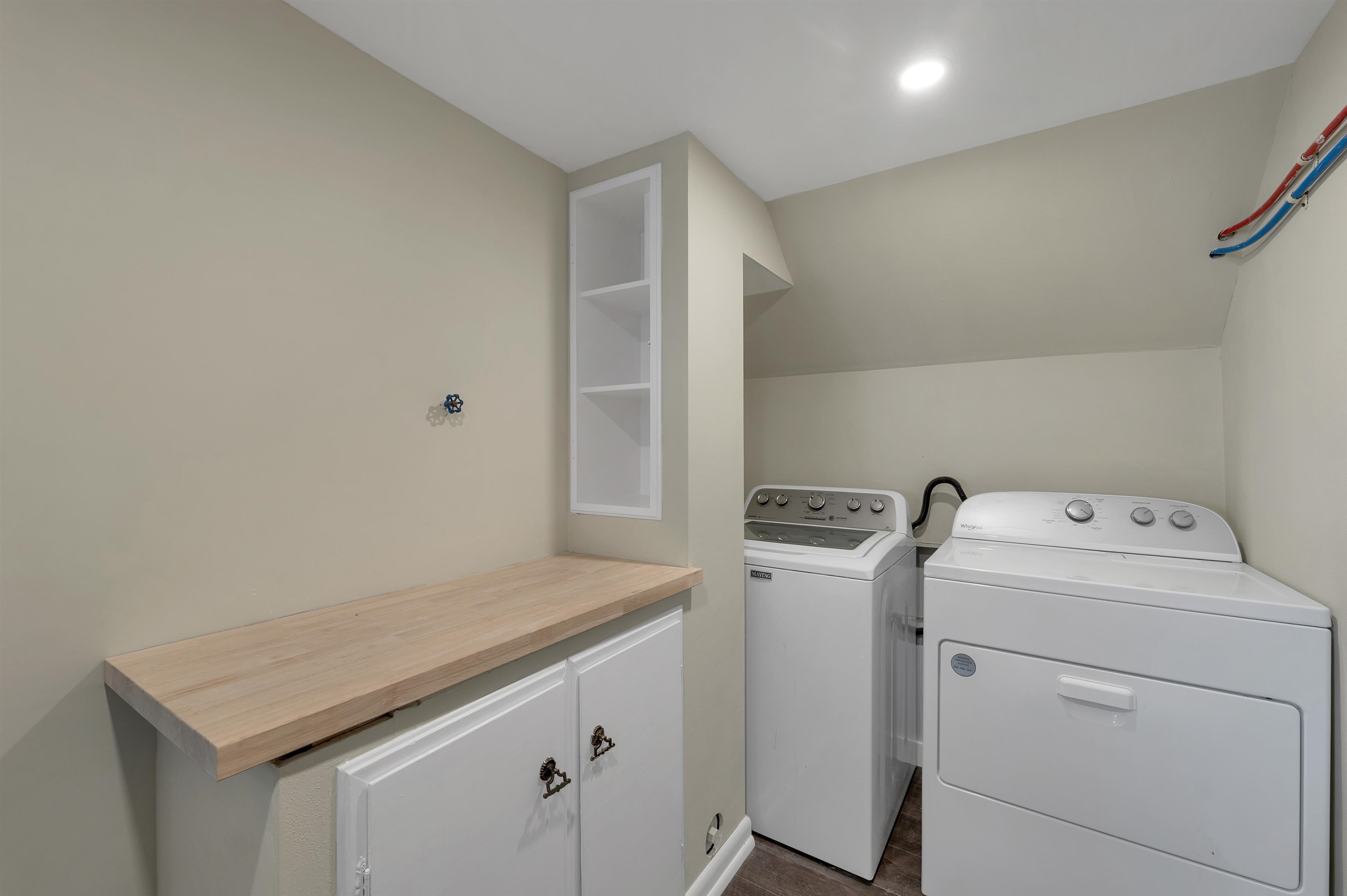 17 Harding Road Portsmouth, NH 03801 - Photo 37 of 53