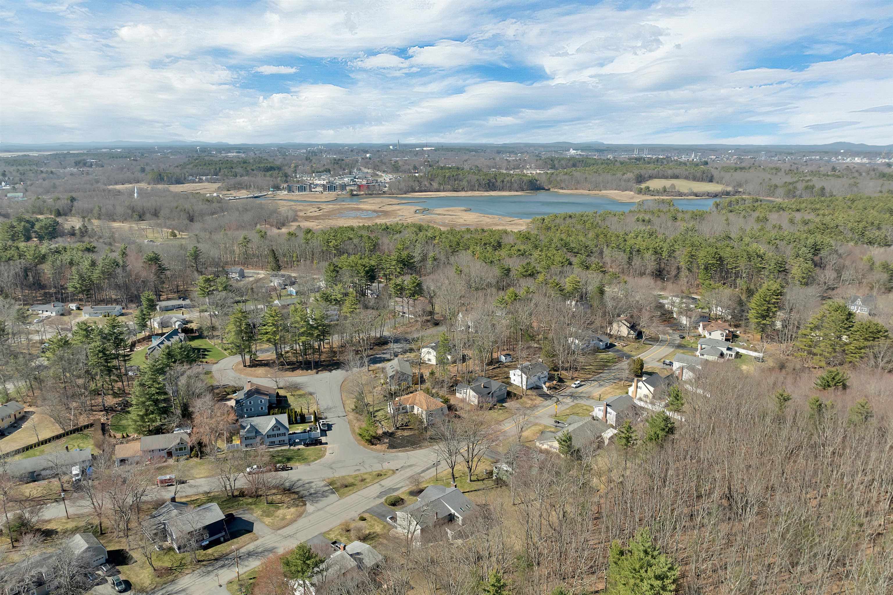 17 Harding Road Portsmouth, NH 03801 - Photo 43 of 53