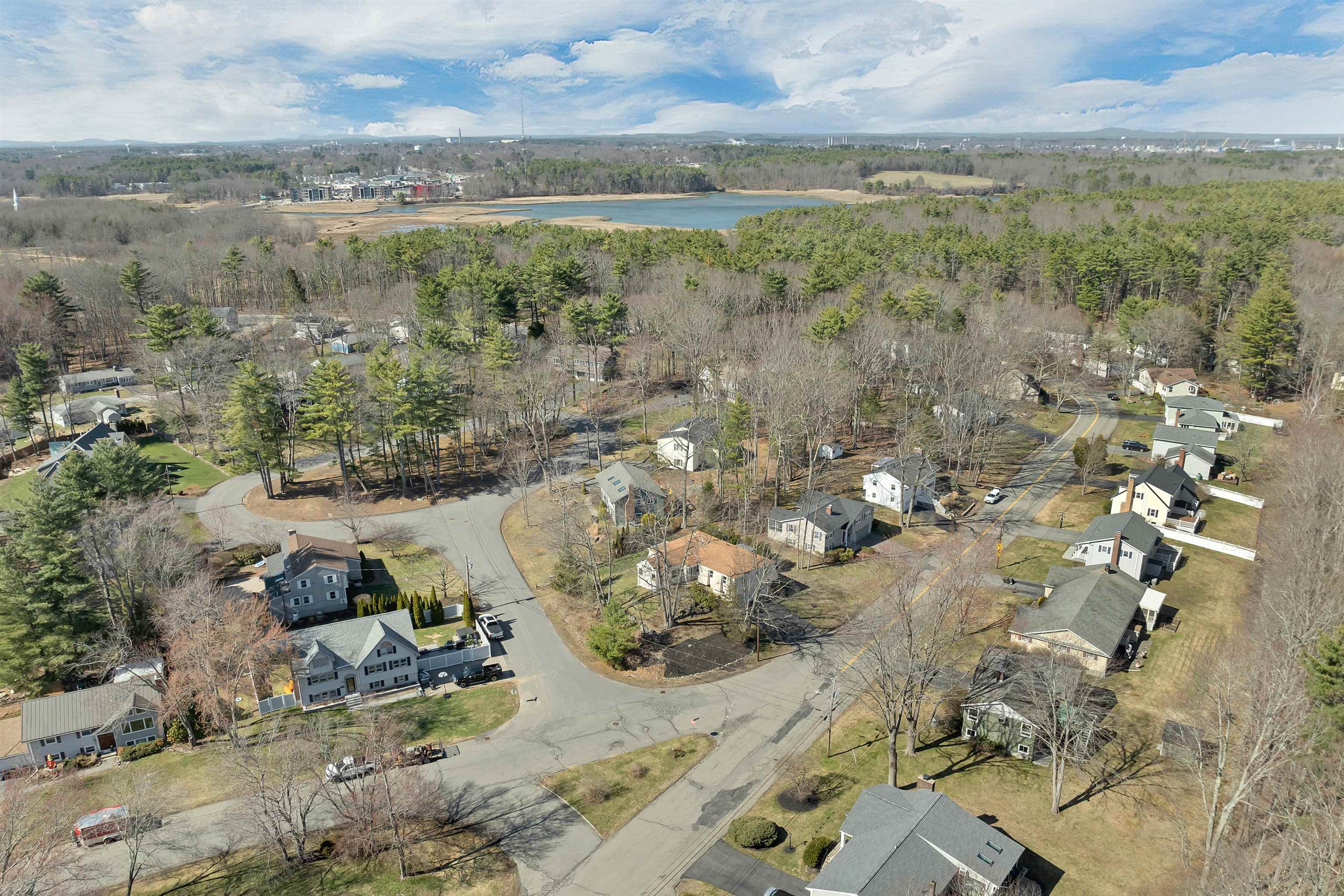 17 Harding Road Portsmouth, NH 03801 - Photo 48 of 53