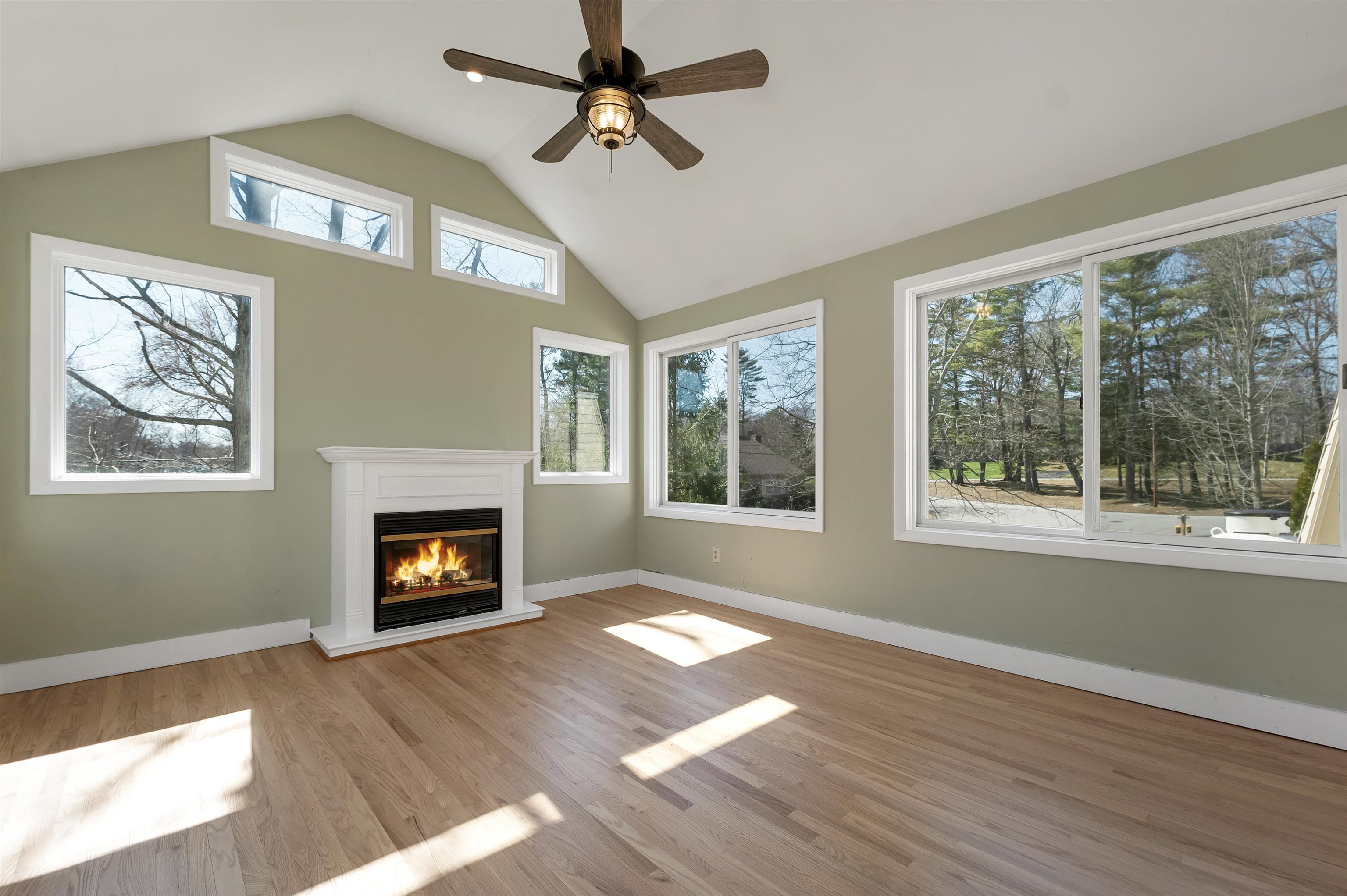 17 Harding Road Portsmouth, NH 03801 - Photo 6 of 53