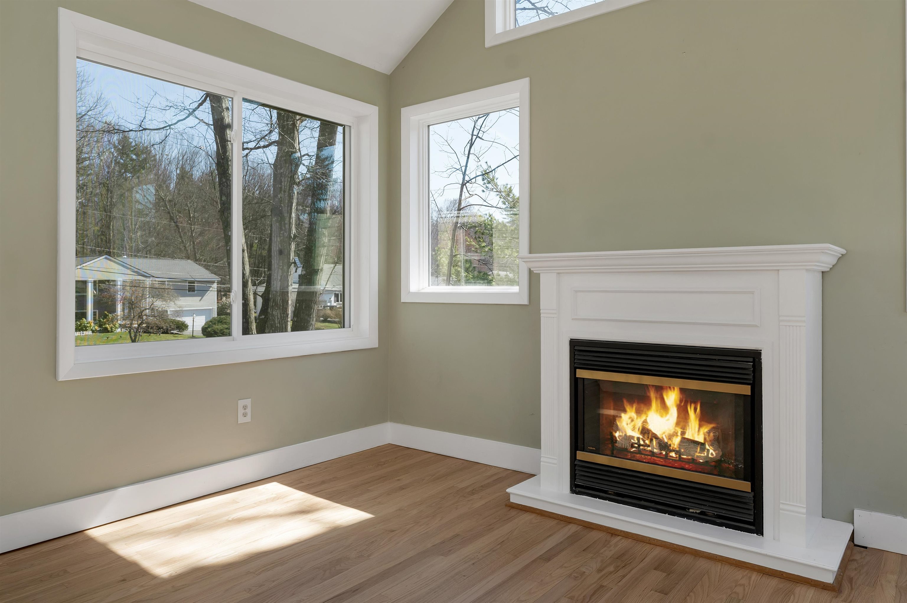 17 Harding Road Portsmouth, NH 03801 - Photo 9 of 53