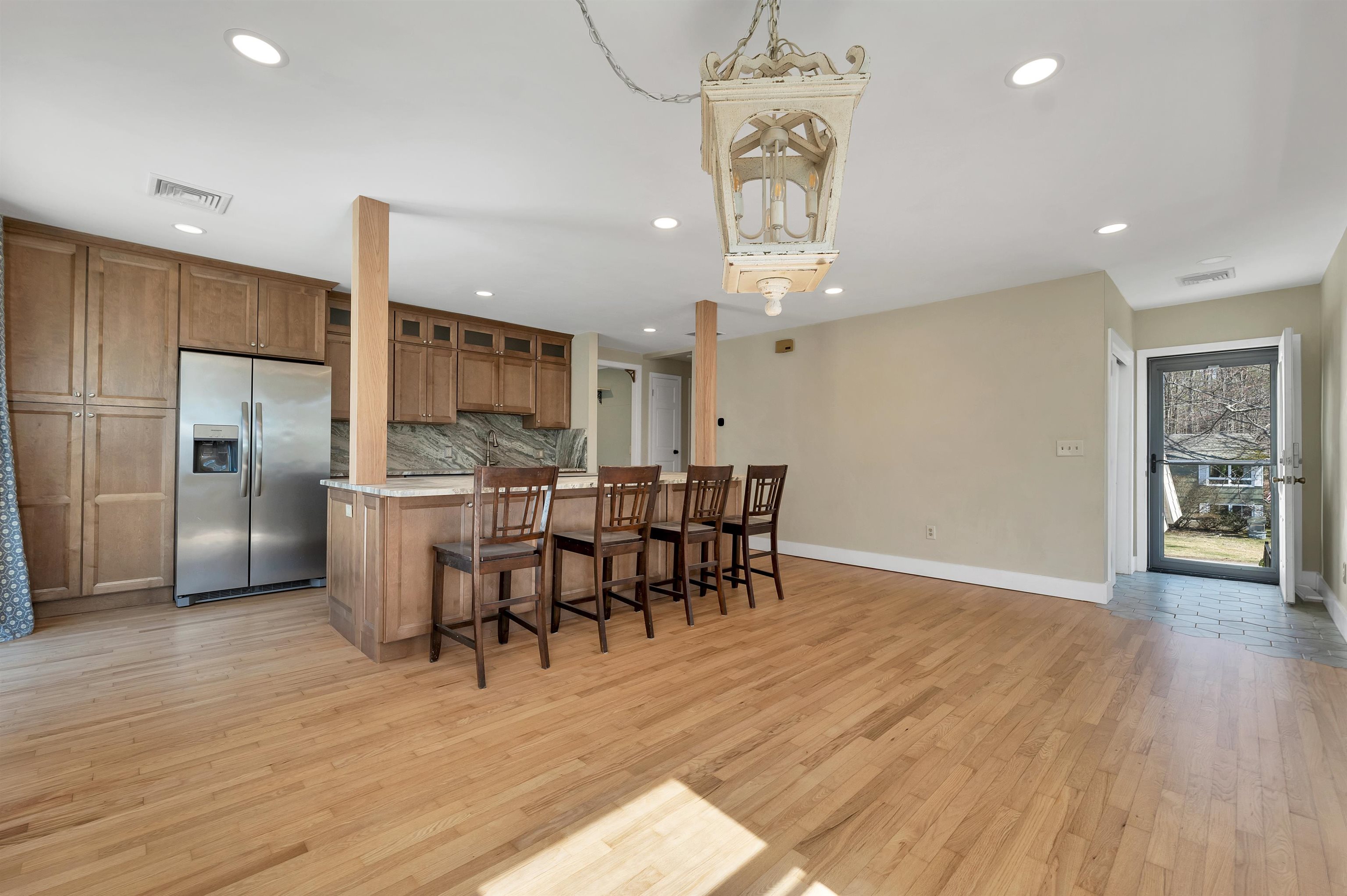 17 Harding Road Portsmouth, NH 03801 - Photo 10 of 53