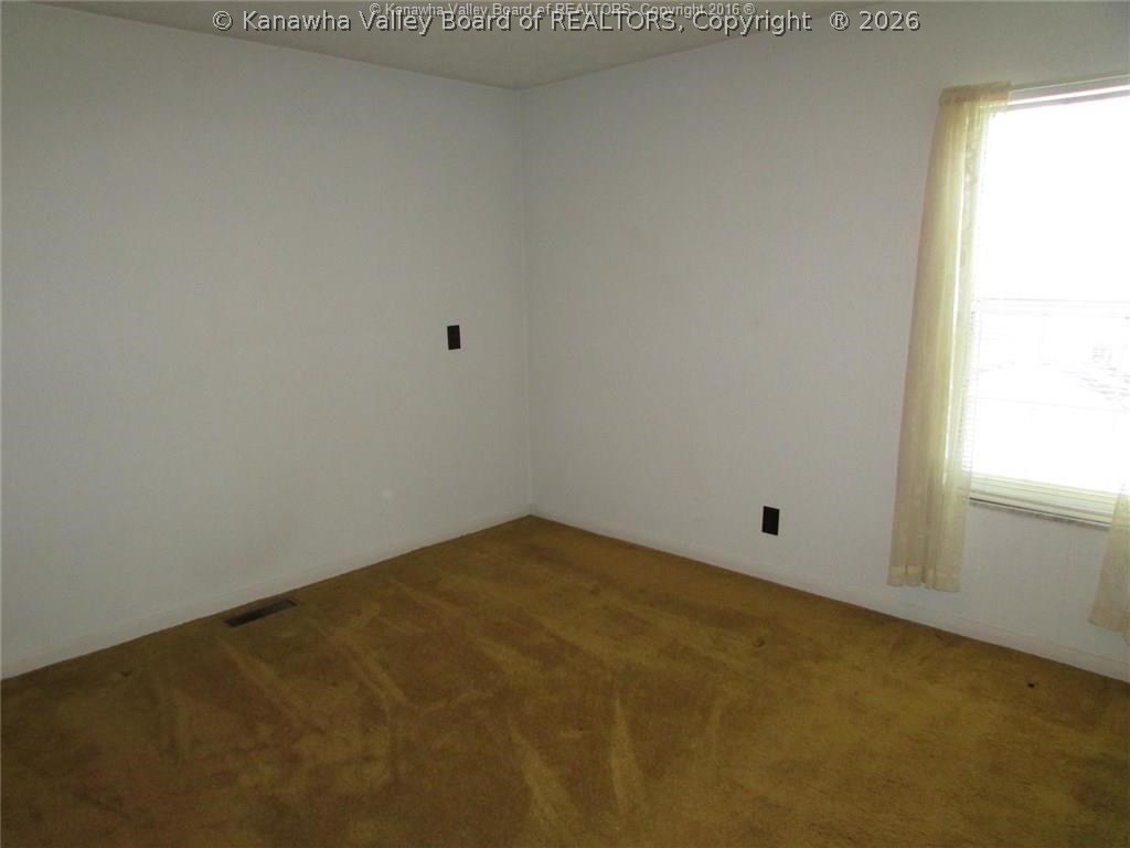 225 Easter Road Nitro, WV 25143 - Photo 14 of 26 Gallery Image 14